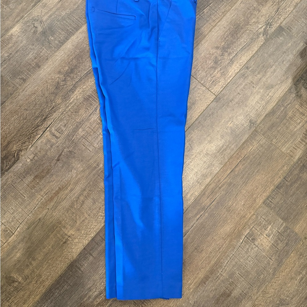 Loft NWT  Blue capri Pants size 6